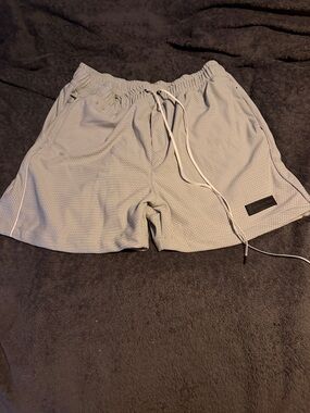 Men's Light Gray Athletic Mesh Shorts with Drawstring Waist